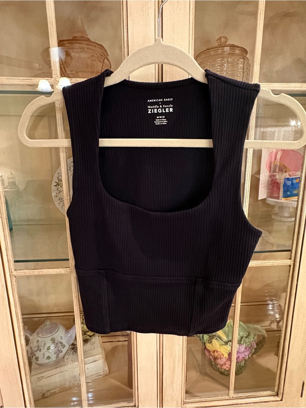 American Eagle Outfitters Ribbed Scoop Neck Crop Tank - Black